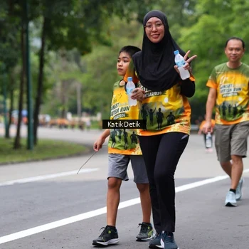 Runner Photo 8710199