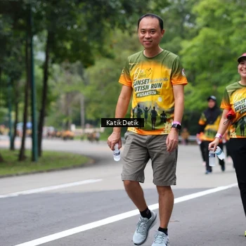 Runner Photo 8710218
