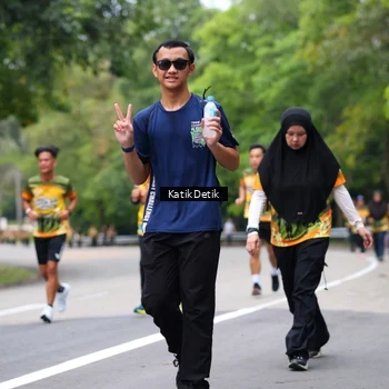 Runner Photo 8710231
