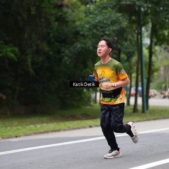 Runner Photo 8710292