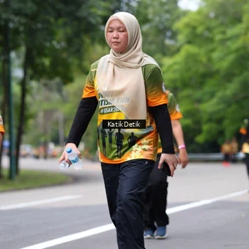 Runner Photo 8710342