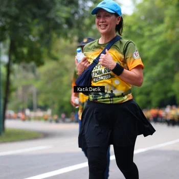 Runner Photo 8710392