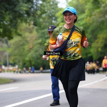 Runner Photo 8710393