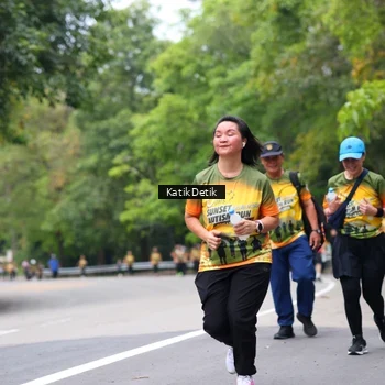 Runner Photo 8710401