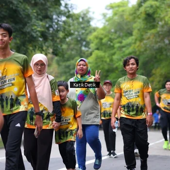 Runner Photo 8710415