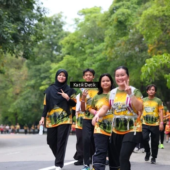 Runner Photo 8710428