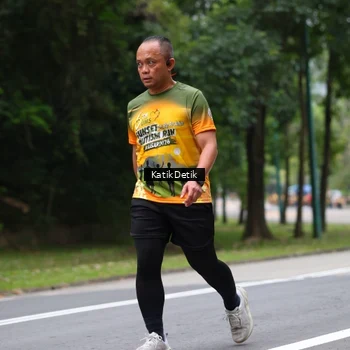 Runner Photo 8710470