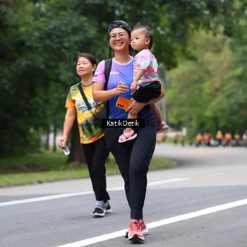 Runner Photo 8710474