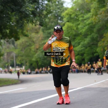 Runner Photo 8710566