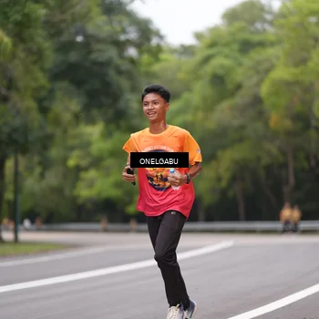 Runner Photo 8710624