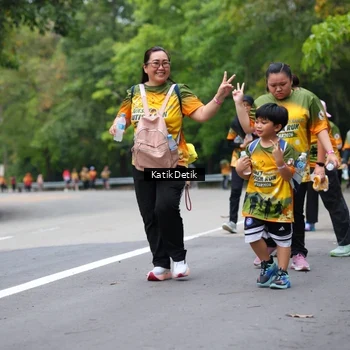 Runner Photo 8710667