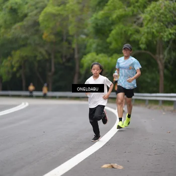 Runner Photo 8710681