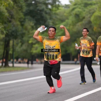 Runner Photo 8710696