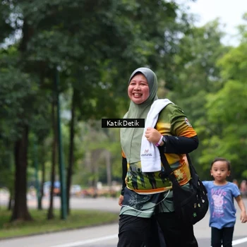 Runner Photo 8710703