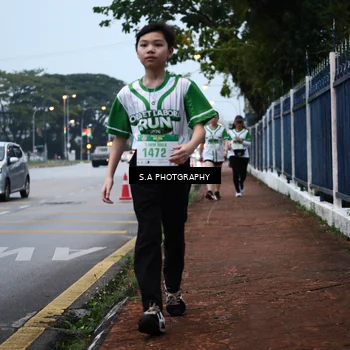 Runner Photo 8711016