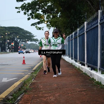 Runner Photo 8711017
