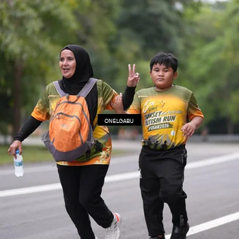 Runner Photo 8711026