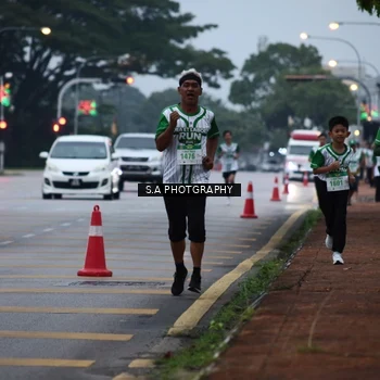 Runner Photo 8711033