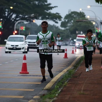Runner Photo 8711047