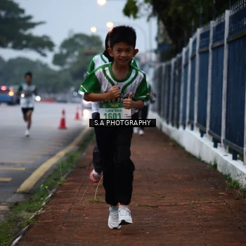 Runner Photo 8711052