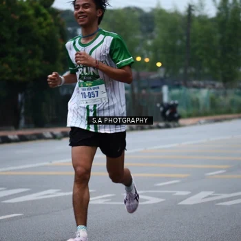 Runner Photo 8711081