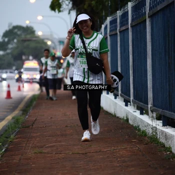 Runner Photo 8711092