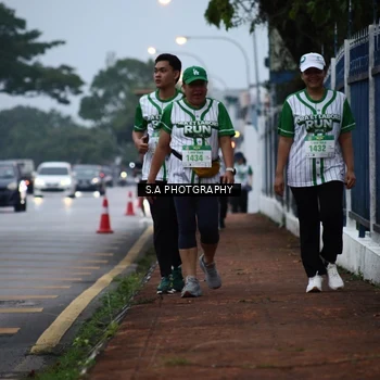 Runner Photo 8711107