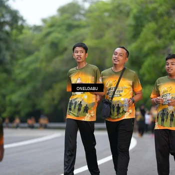Runner Photo 8711115