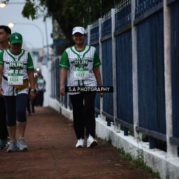Runner Photo 8711121