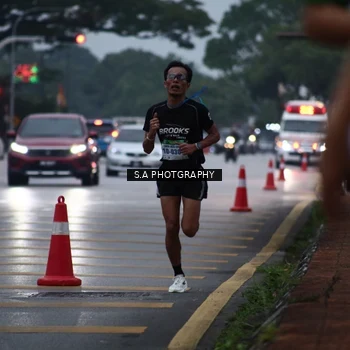 Runner Photo 8711144