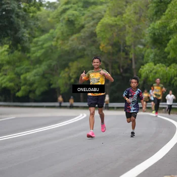 Runner Photo 8711155