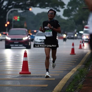 Runner Photo 8711173