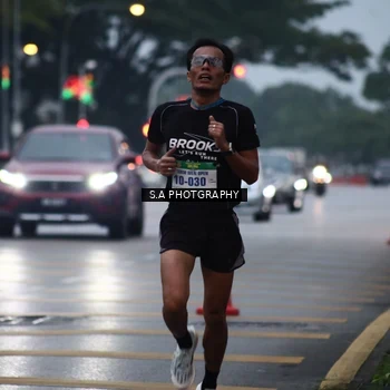 Runner Photo 8711174