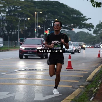 Runner Photo 8711224