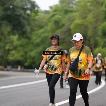 Runner Photo 8711435