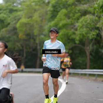 Runner Photo 8711442