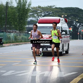 Runner Photo 8711445