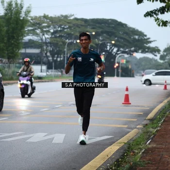 Runner Photo 8711475