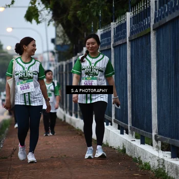 Runner Photo 8711498