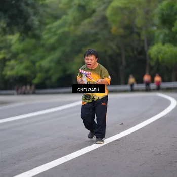 Runner Photo 8711505