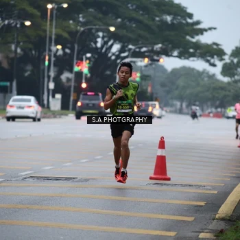 Runner Photo 8711518