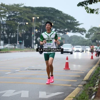 Runner Photo 8711556
