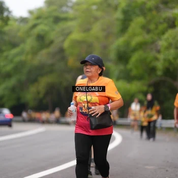 Runner Photo 8711595