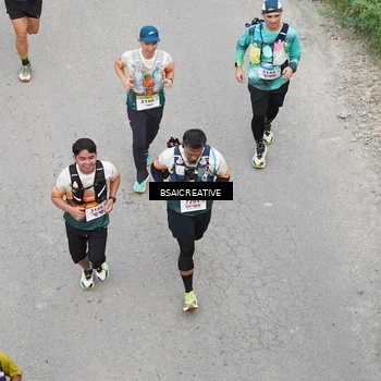 Runner Photo 8711711