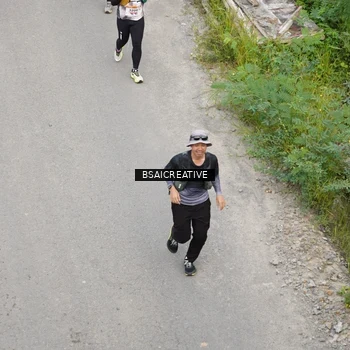 Runner Photo 8711748