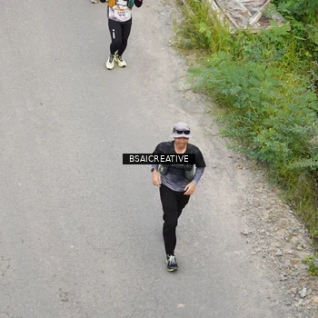 Runner Photo 8711753