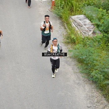 Runner Photo 8711758