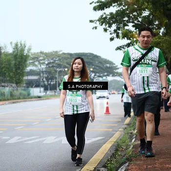 Runner Photo 8712100