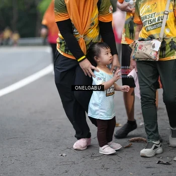 Runner Photo 8712122