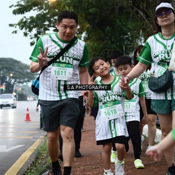 Runner Photo 8712130